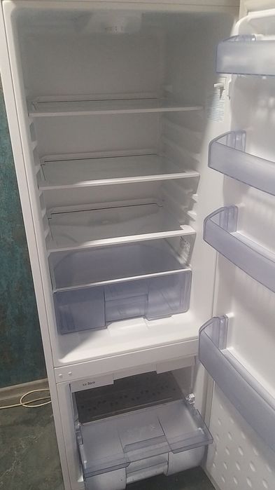 Холодильник Beko cs325020