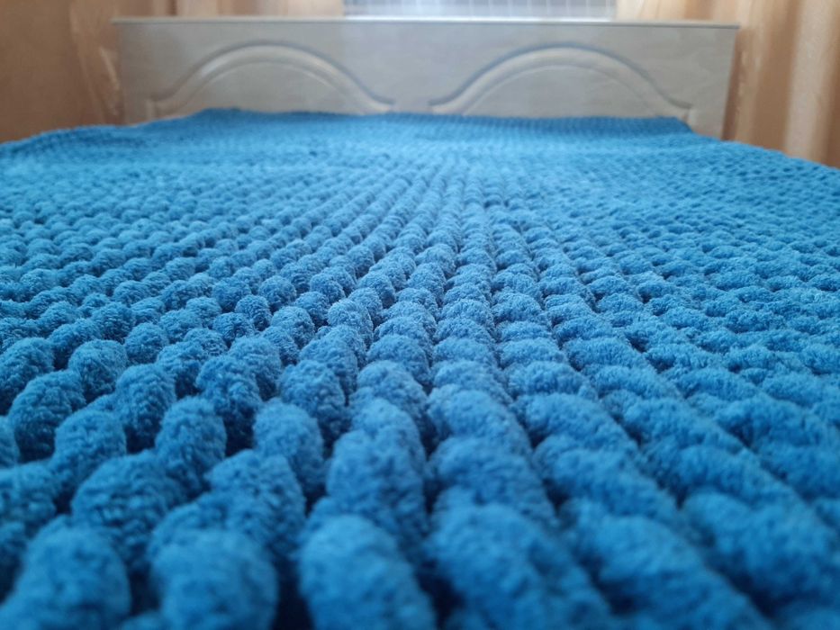 Пледи ручної роботи