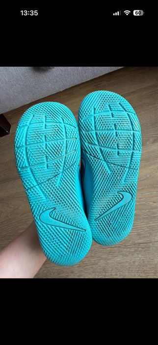 Halówki dziecięce Nike Jr Napór 14 Club IC rozmiar 31