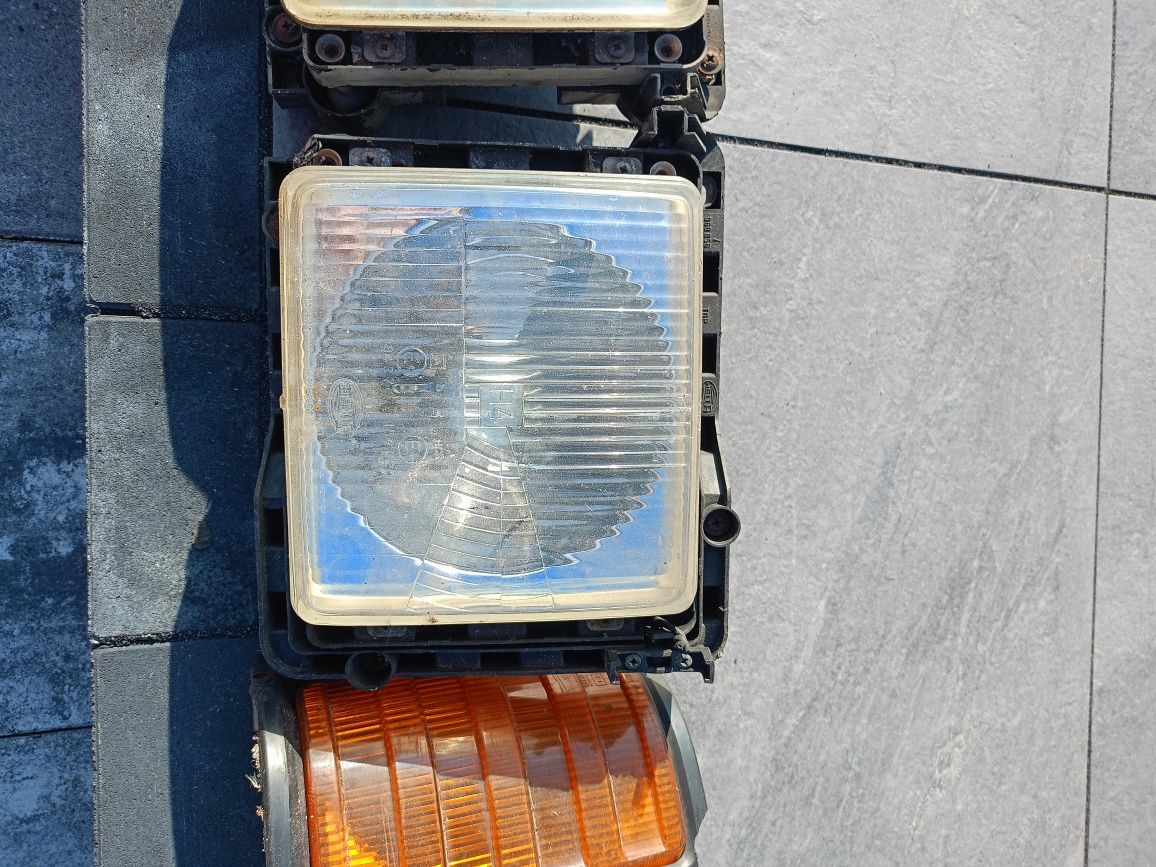 Lampa przednia lewa prawa  MERCEDES MB 100