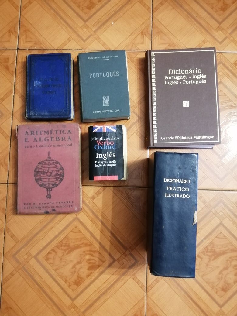 Livros de colecção artigos muito antigos