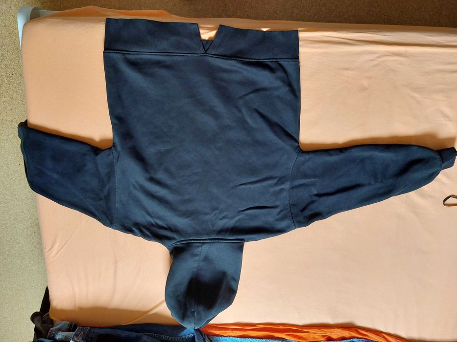 Bluza czarna z kapturem ZARA Manga Anime