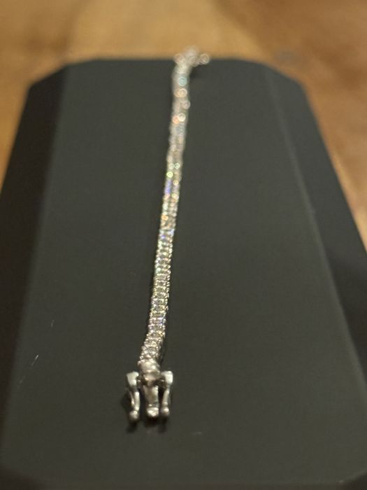 Biżuteria, brazoletka z diamentami, nie udany prezent