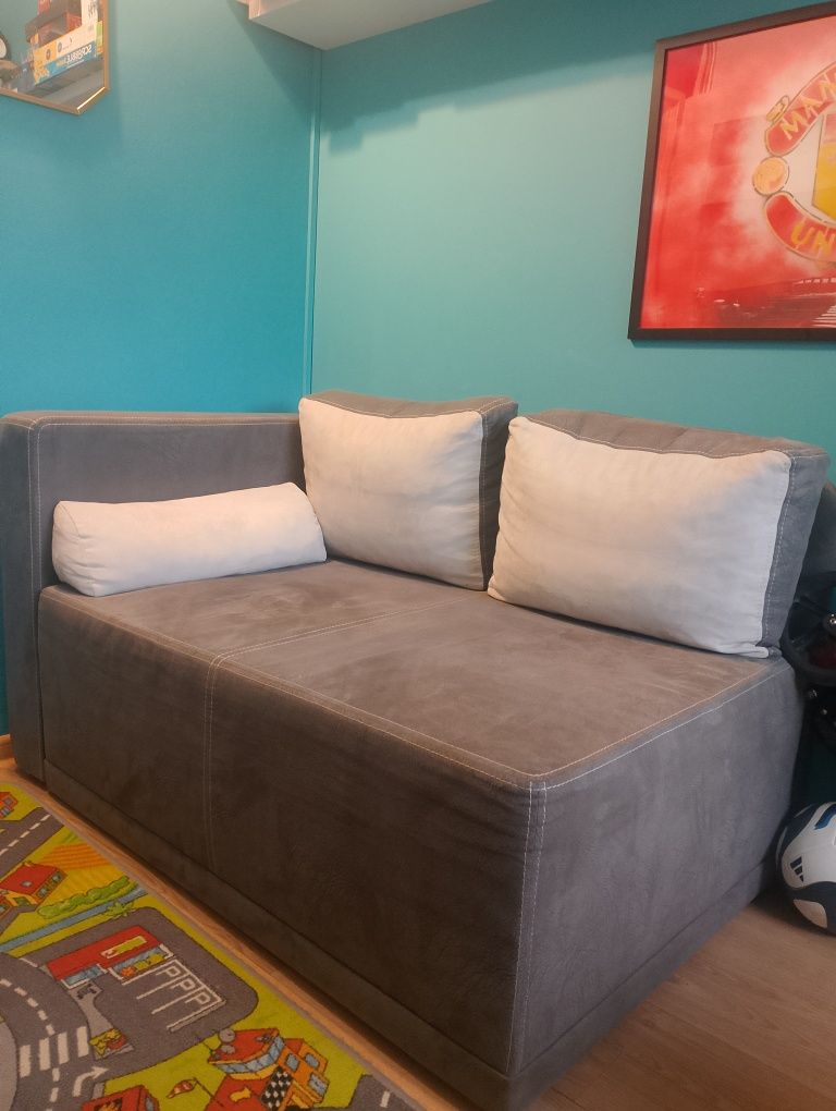 Sofa dwuosobowa rozkładana