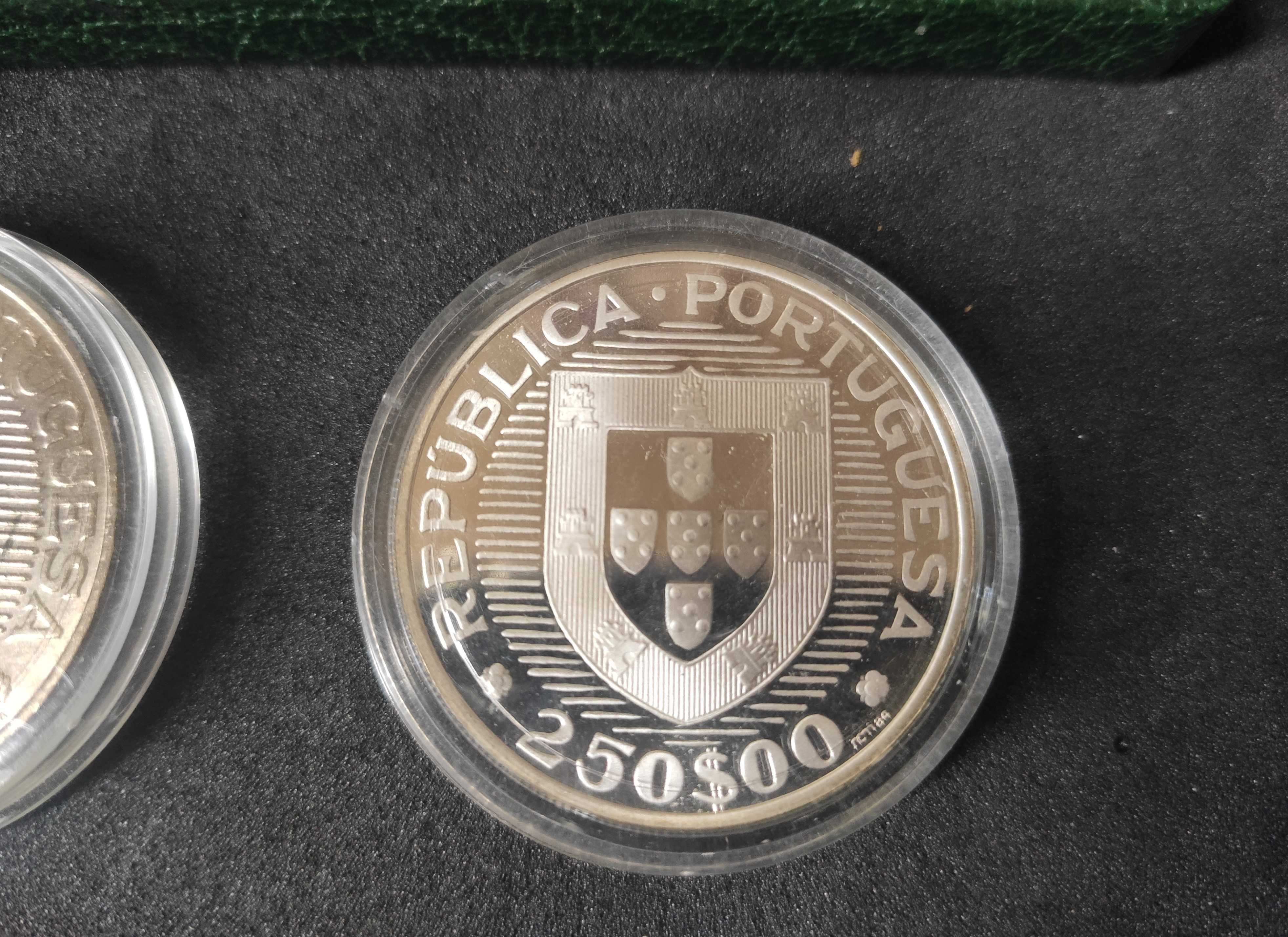 ESTOJO 250$ 1984 FAO - Prata Proof + Cupronickel