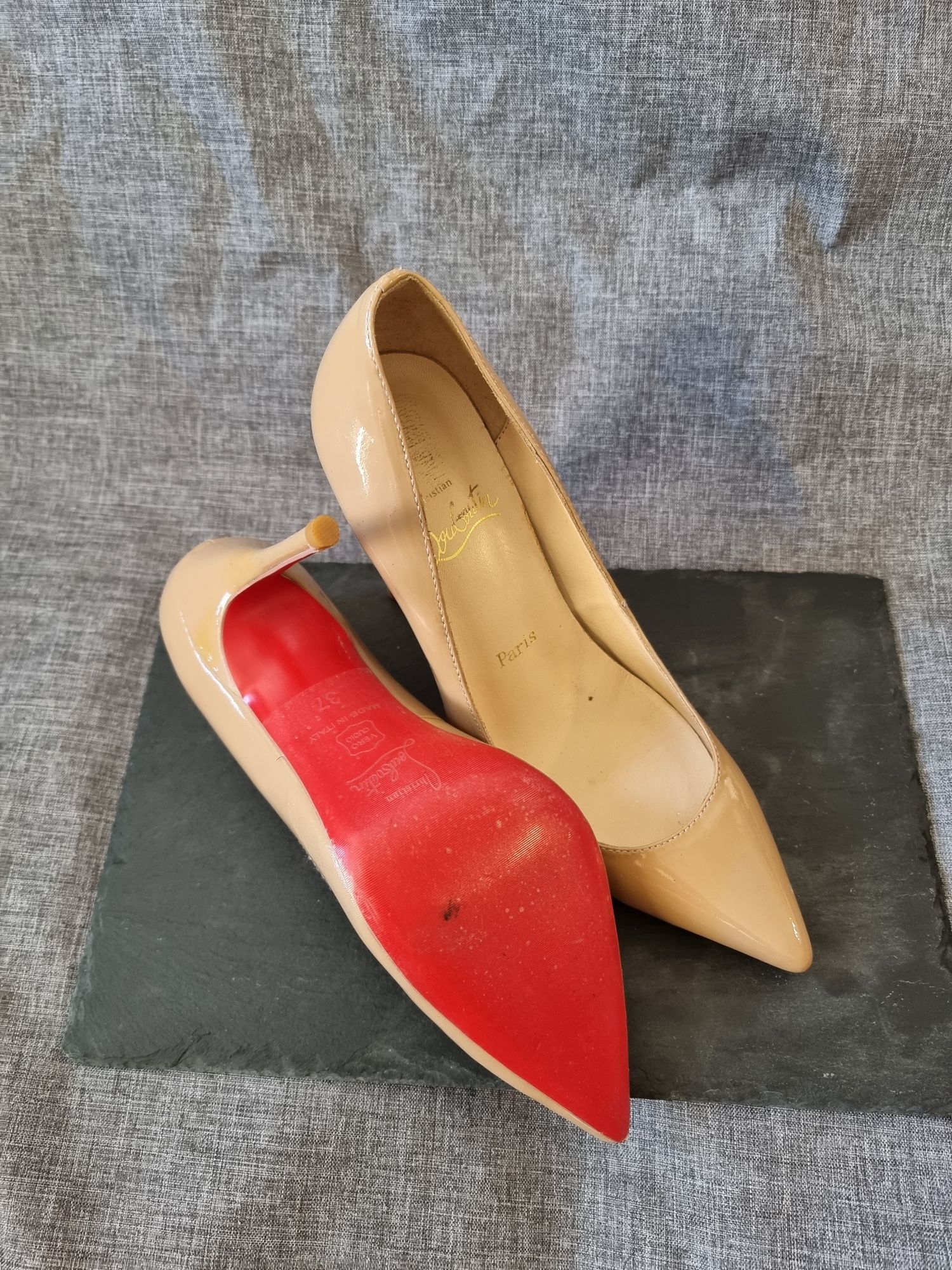 Christian Louboutin beżowe szpilki obcas orginalne