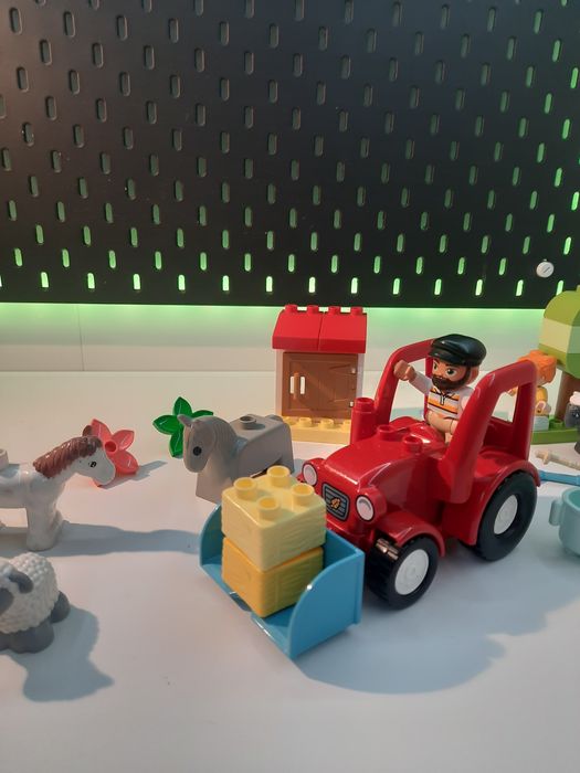 Lego Duplo 10950 traktor i zwierzęta gospodarskie + gratisy