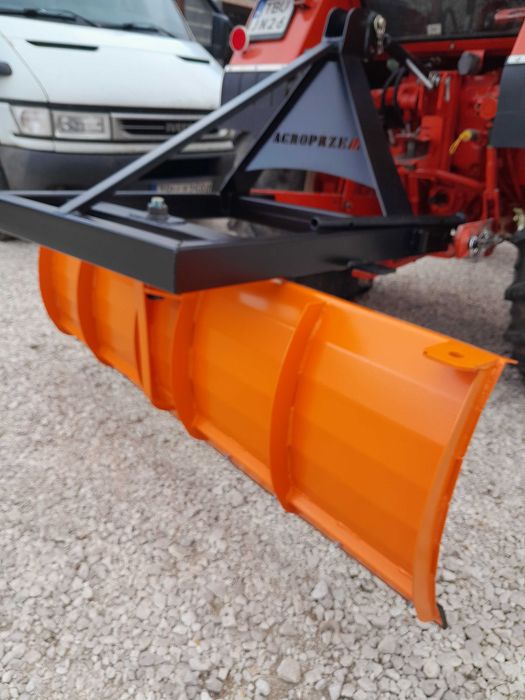 Pług do śniegu na tuz doc330 c360 T25 Zetor mini traktorek dostawa