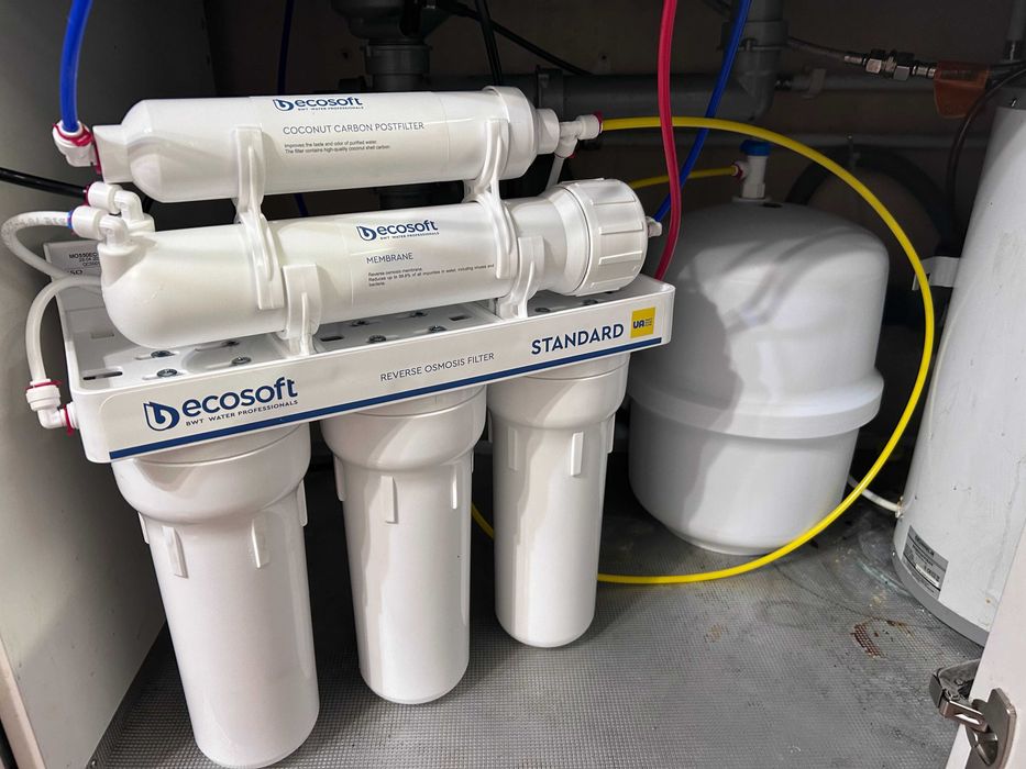 Cистеми зворот.осмосу Ecosoft Standard 5-50 та 6-50, монтаж/сервіс