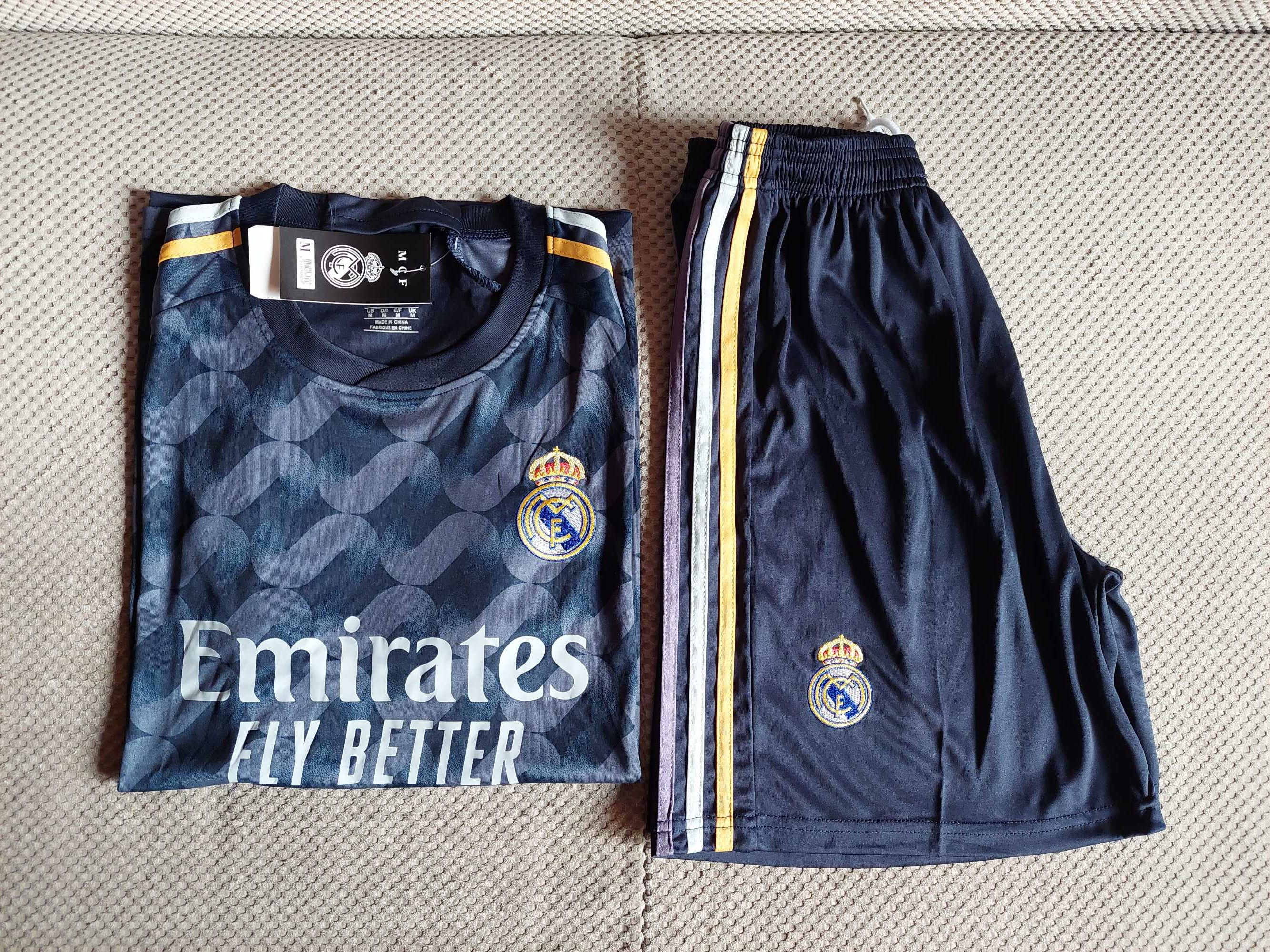 Real Madrid juniorski komplet piłkarski rozmiar M