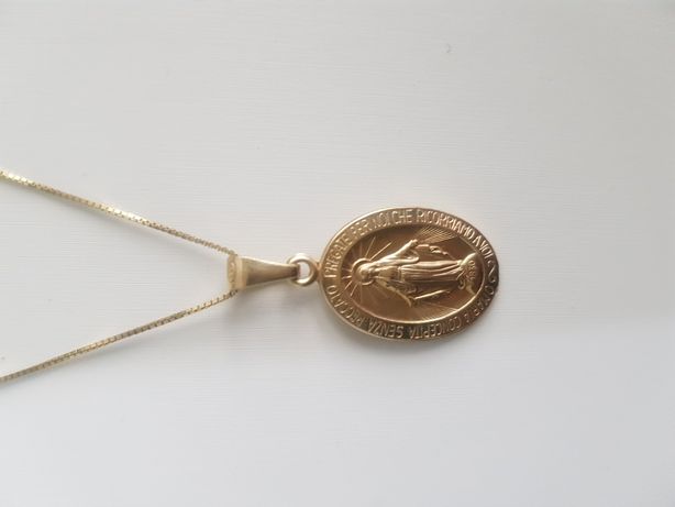 Medalion pozlacany srebro 925.