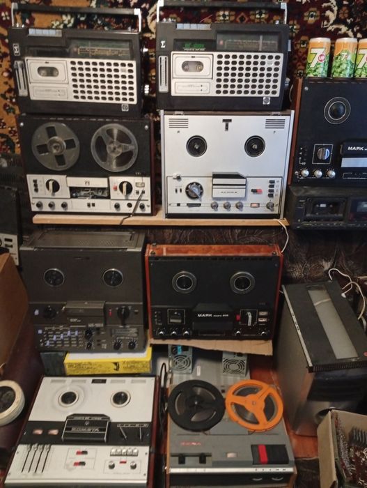 Магнітофон колекція