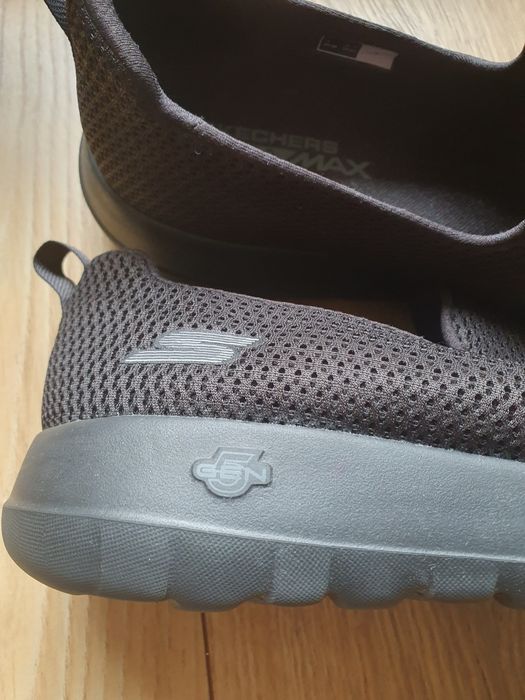 Buty firmy Skechers rozm. 45