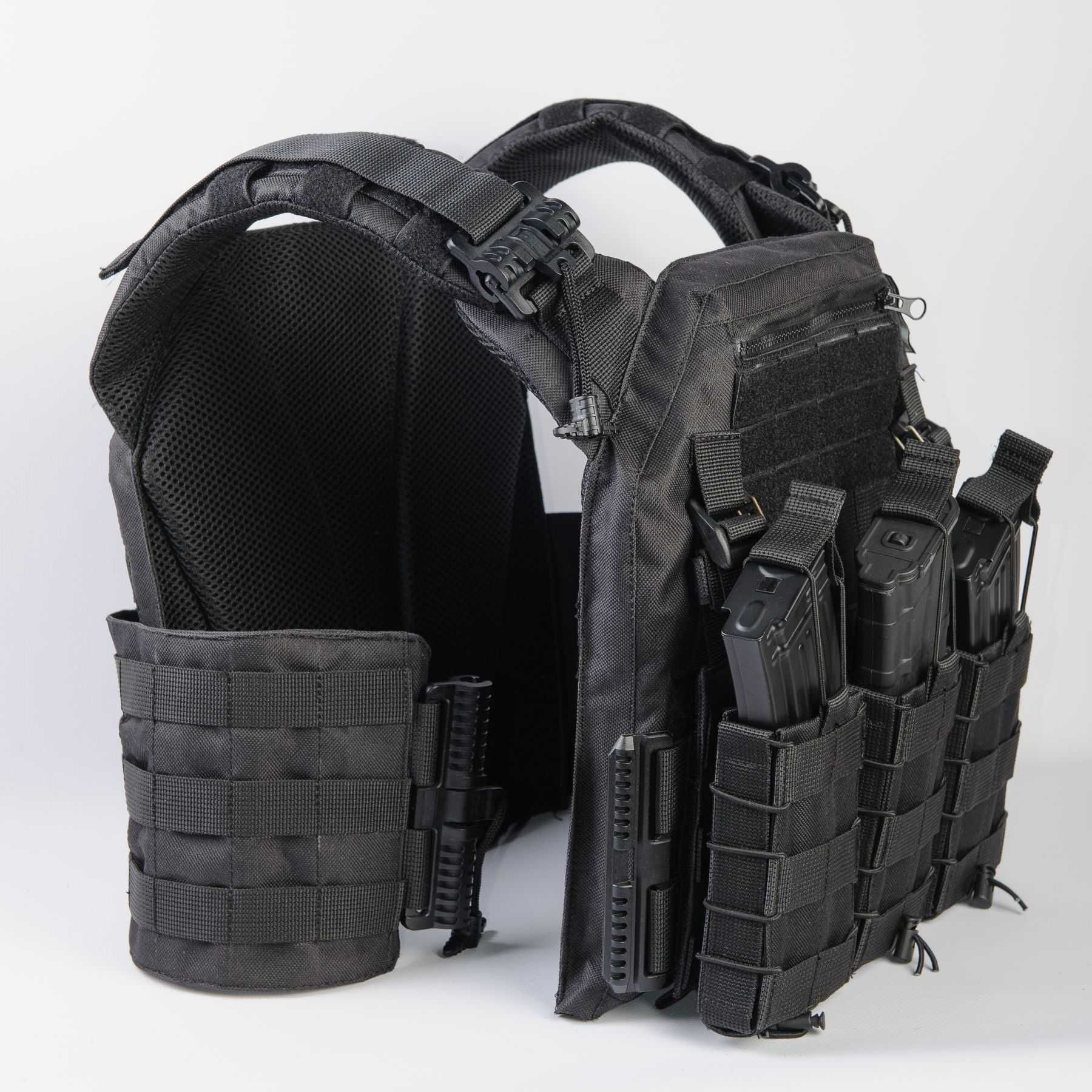 Плитоноска Warmor Gen.3 чорна з підсумками (без плит)