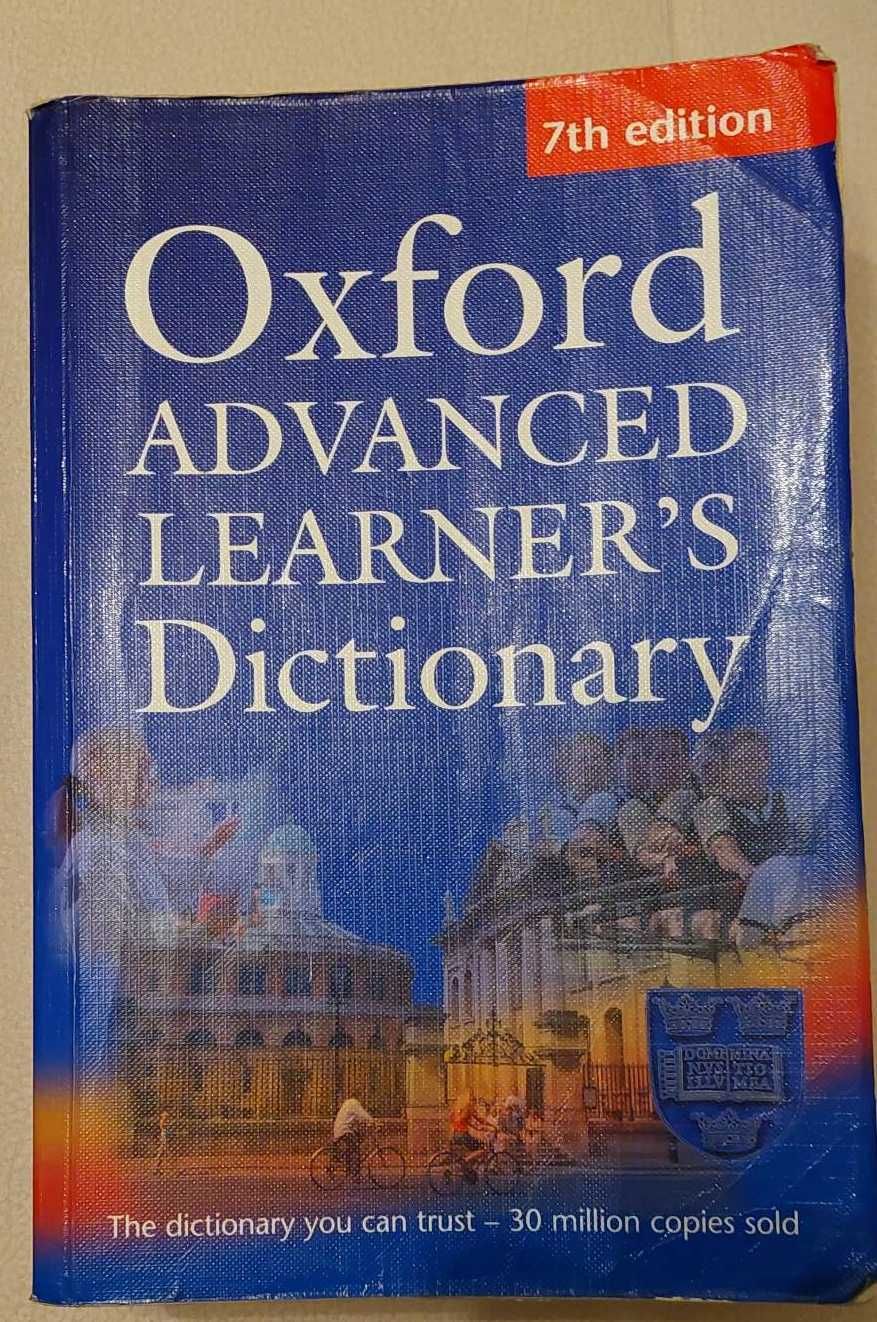 Dicionário Oxford Advanced Learner's Dictionary 7th edition.