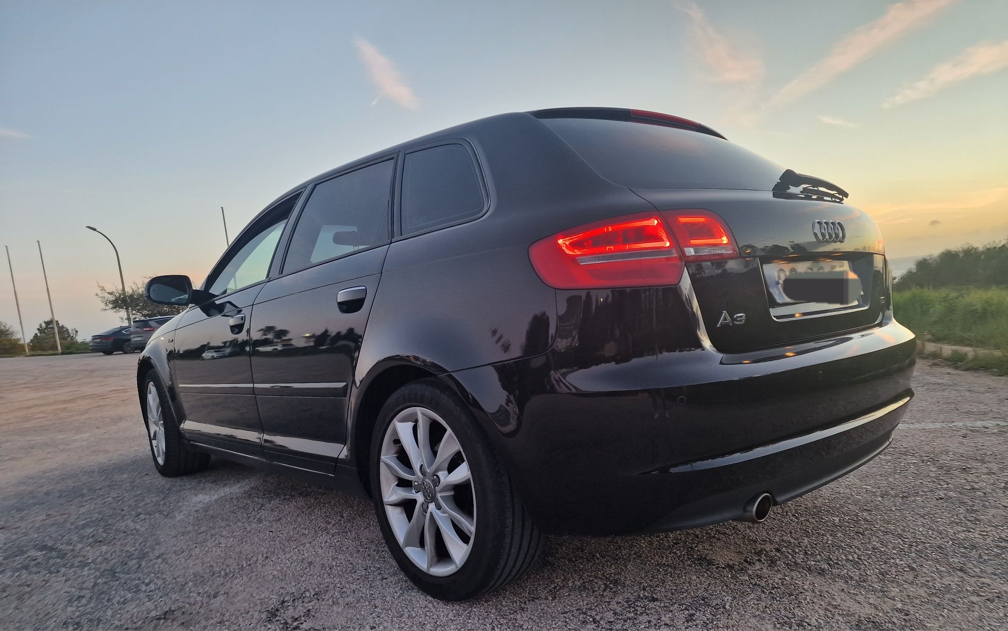 Audi A3 1.6 TDI .