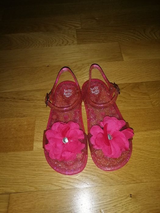 Босоножки, сандали для девочки размер 28-29