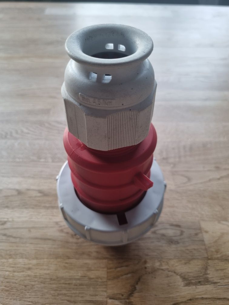 Wtyczka przenośna Bals 32A IP67
