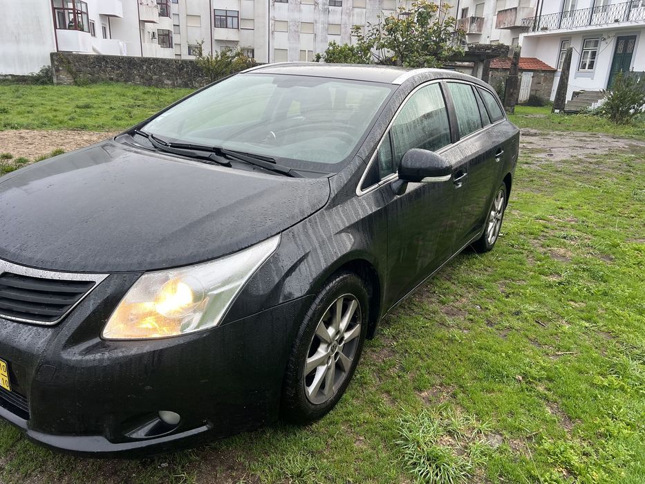 Toyota Avensis SW 2.0 D-4D Exclusive +Pele+GPS