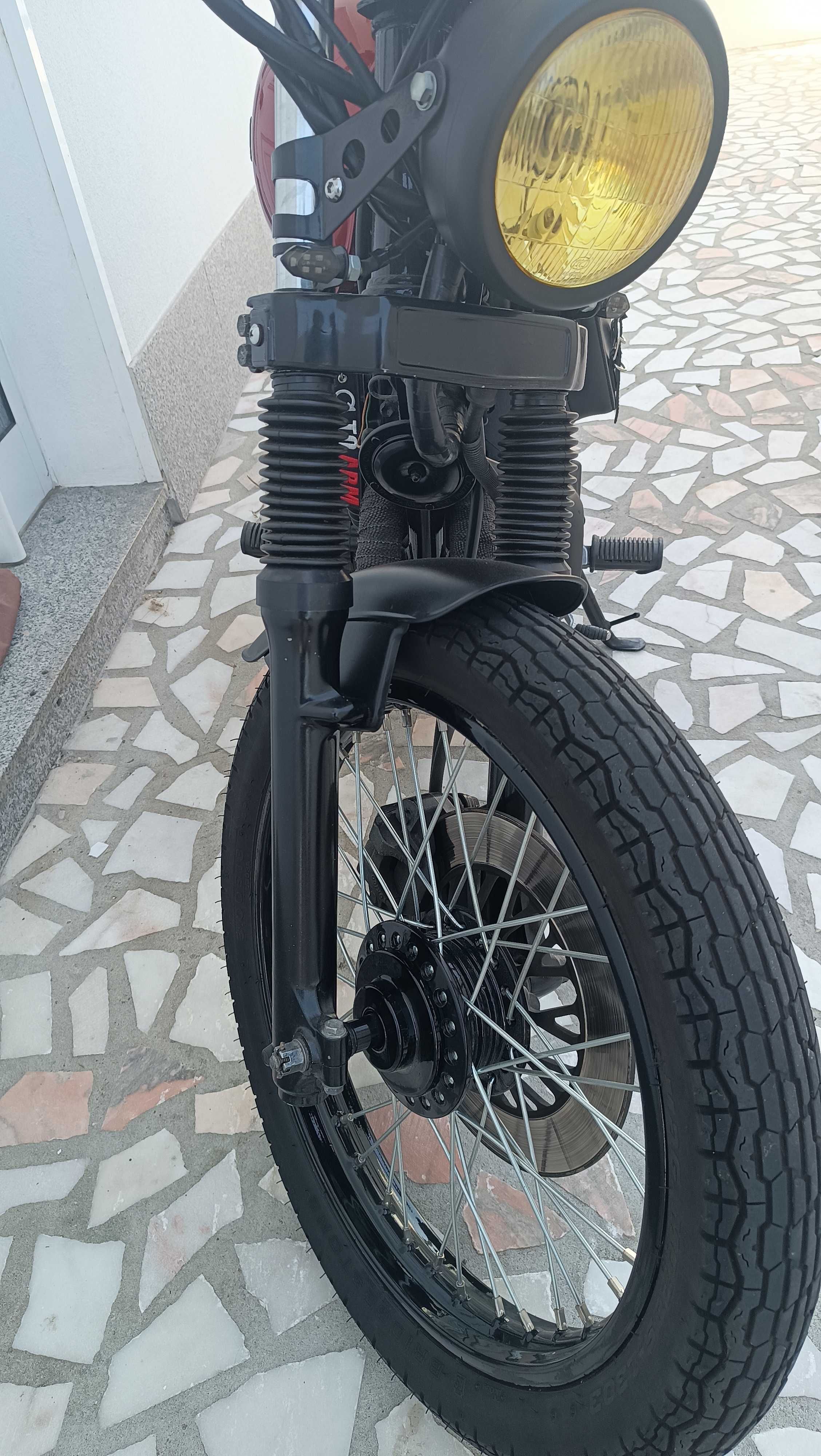 Moto como nova  para uns bons passeios