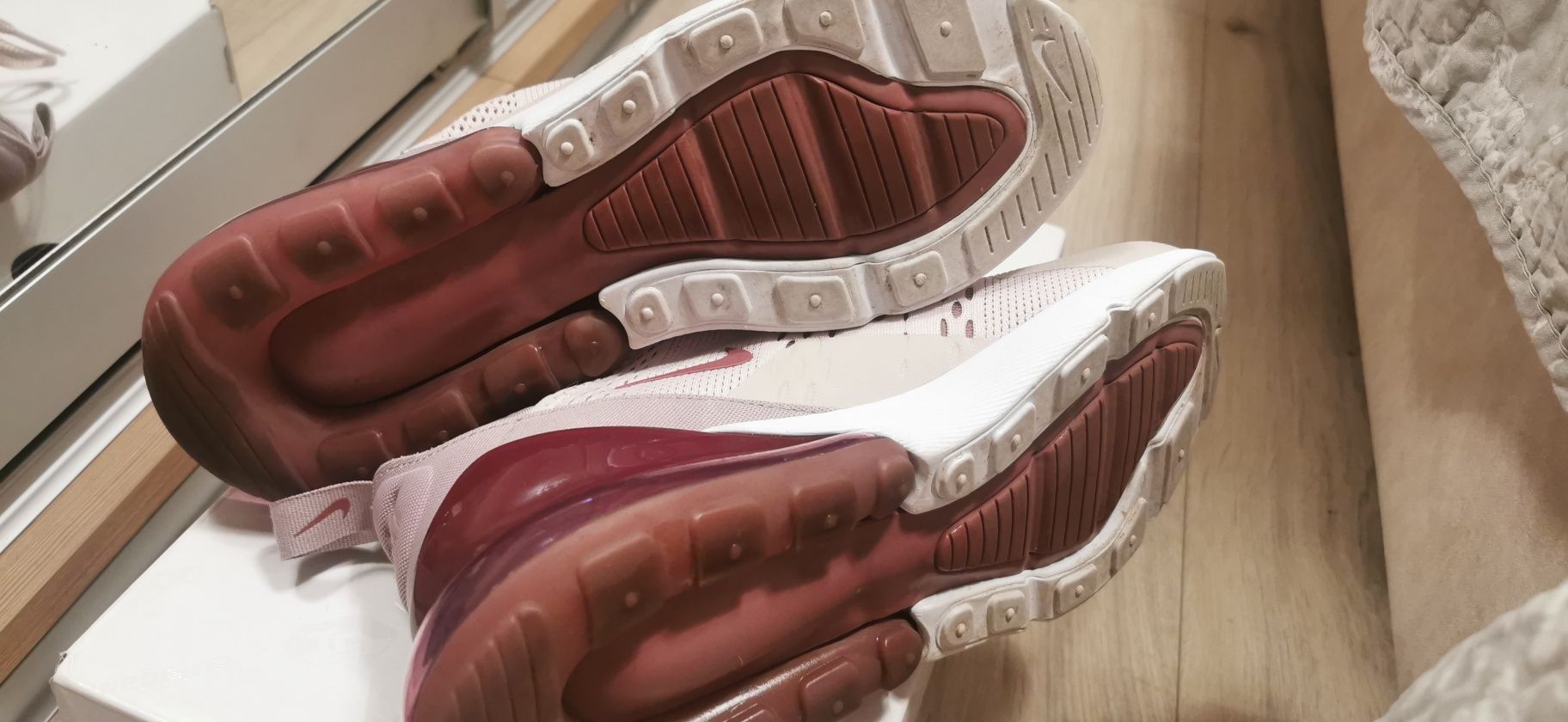 Nike 270  buciki damskie