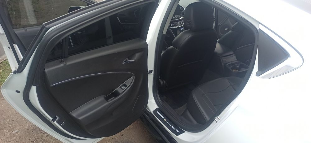 Шевроле вольт 2 Premier 2018