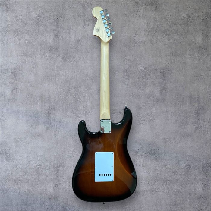Squier Stratocaster Affinity + Bolsa — 120€