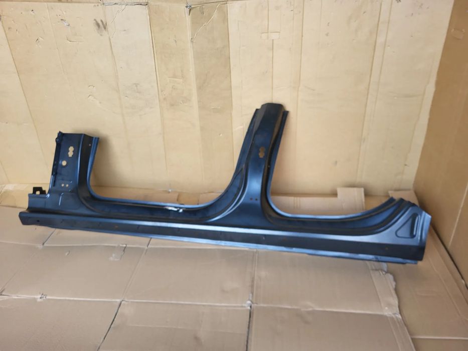 SLUPEK PROG LEWY AUDI A4 S4 B8 KOMBI 8K9 SEDAN 8K5