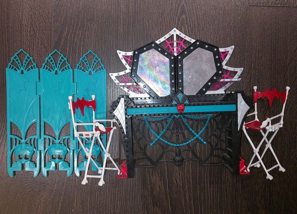 ВЕЛИЧЕЗНИЙ ЛОТ! Monster High (Монстер Хай) Меблі ОРИГІНАЛ б/в