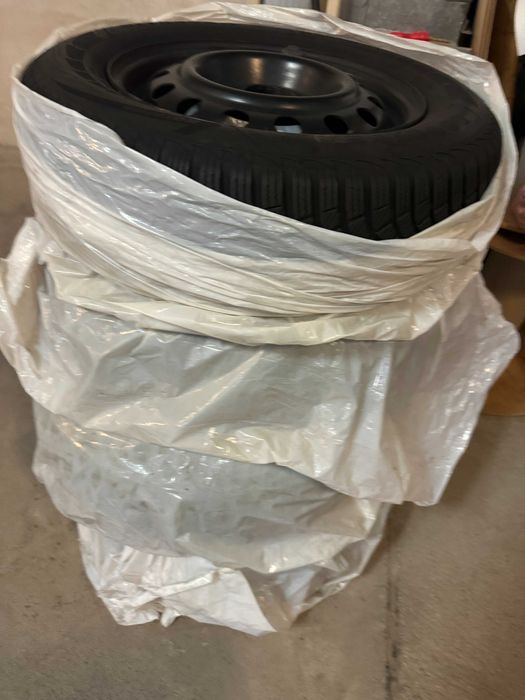 4 Koła z oponami 15" KIA / HYUNDAI