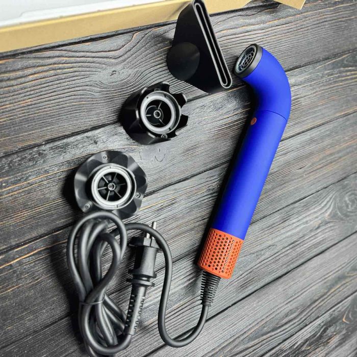 Продам дайсон качество огонь