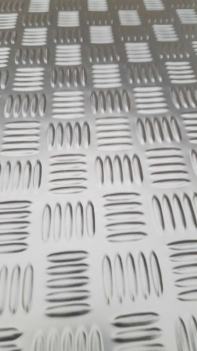 Opel Mokka Mokka X Chevrolet Trax mata wykładzina bagażnik