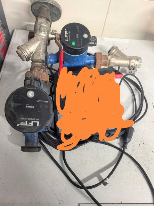 Pompka LFP EXPERIA 25/40L 2 SZT PLS Sterownik SP-18