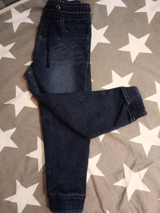 Joggery chłopięce z regulacją w pasie