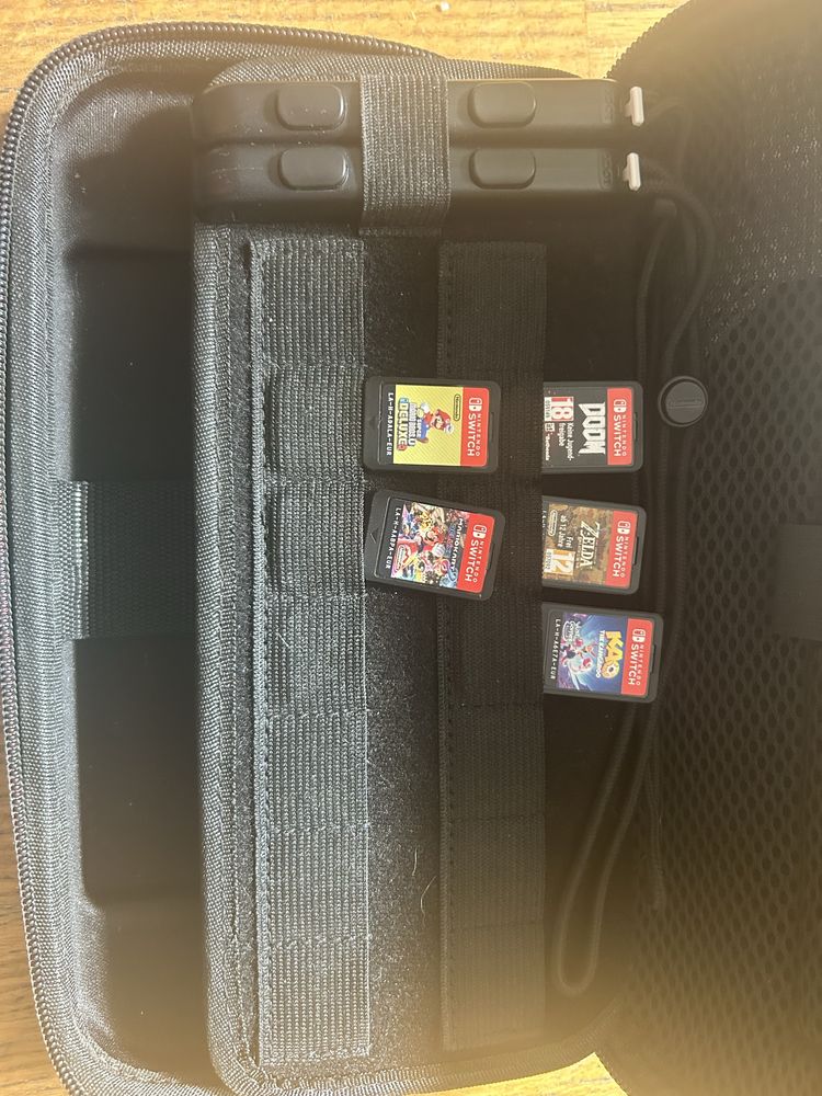Nintendo switch z 2 grami