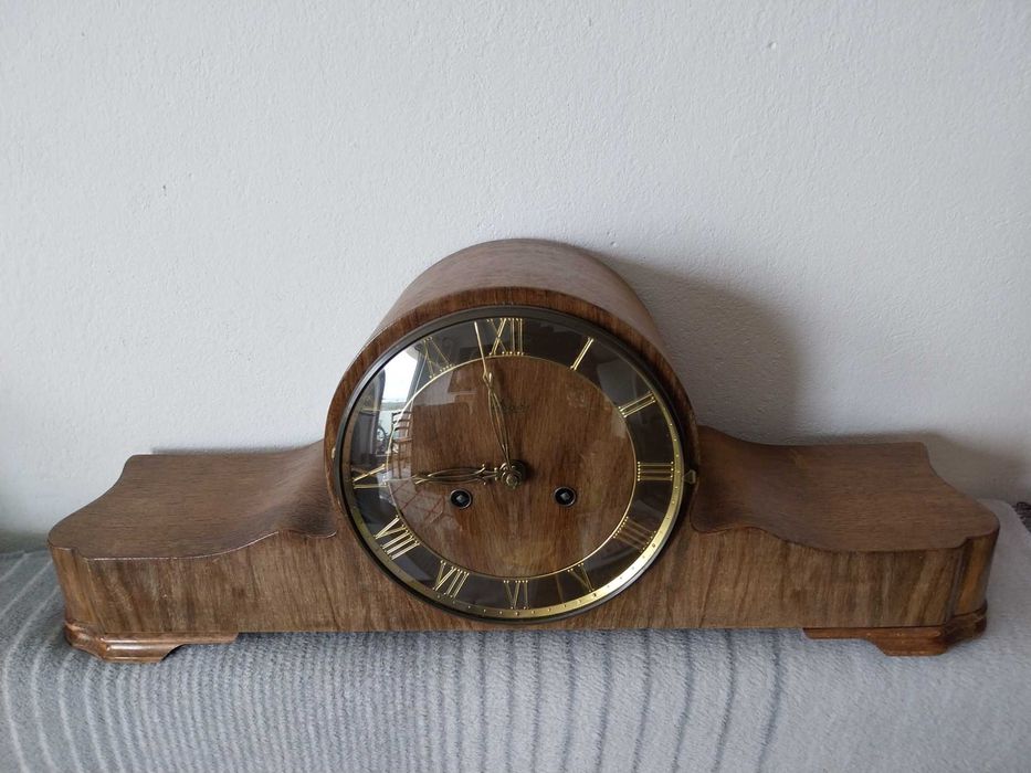 Zegar kominkowy połówkowy