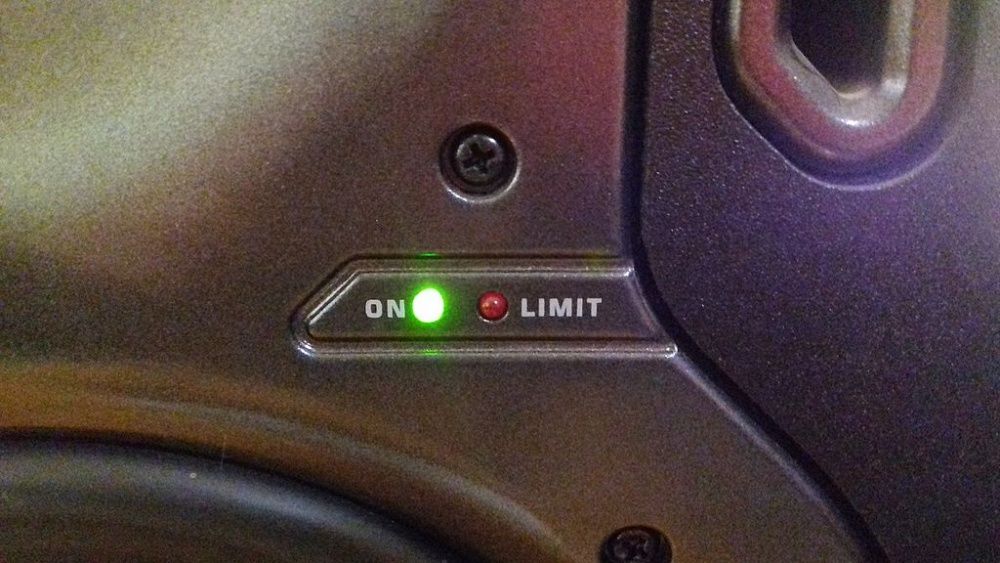 Студийные мониторы Behringer Truth B2031A