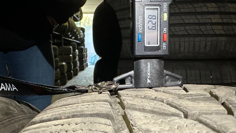 Opony zimowe Hankook 235/55R18 104 V