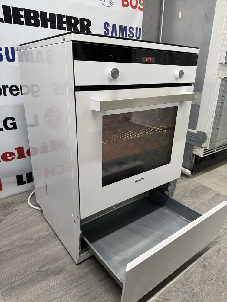 Ідеал 2023р Індукція  електрична плита Siemens HL9R4T020U