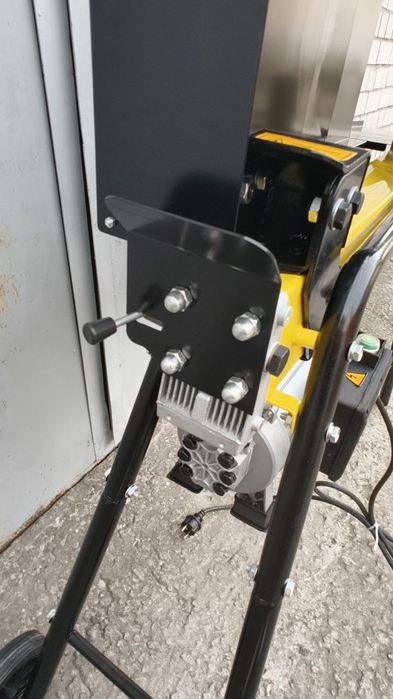 Дровокол електричний колун дров Кентавр ДК 15520мк електричний колун