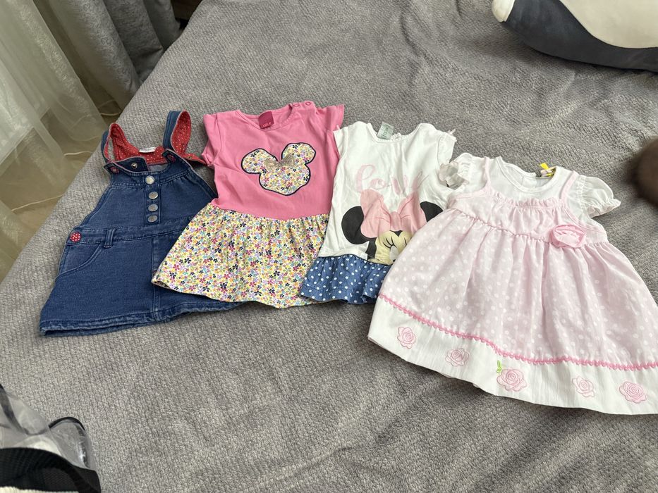 Віддам речі на дівчинку