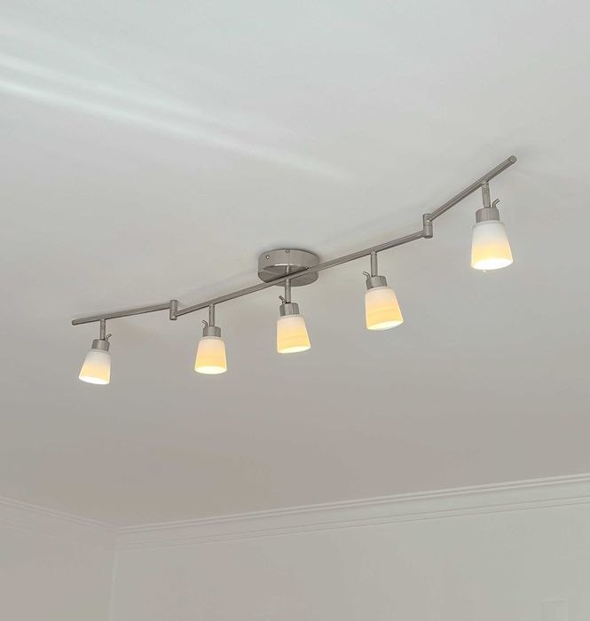 CandeeiroTeto Tidik Ikea