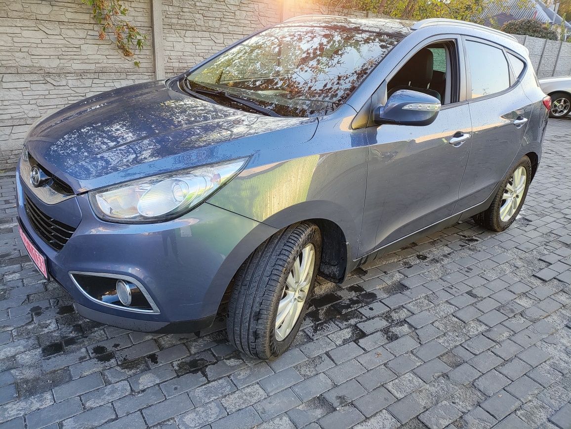Продам Hyundai IX35 4*4
