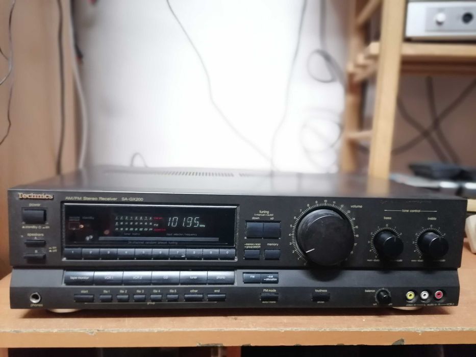 Amplituner Technics SA-GX 200