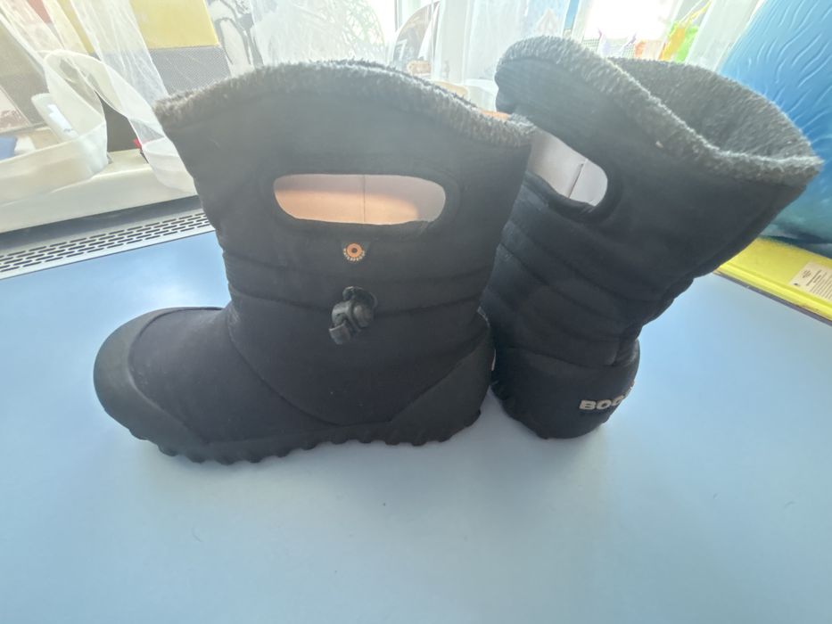 Ботинки Bogs термо р. 35