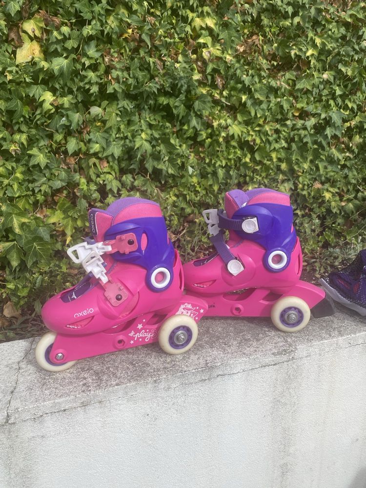 Patins Decathon com cotoveleiras e joalheiras