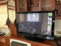Telewizor Plazma 42" z pilotem i dekoderem cyfrowym