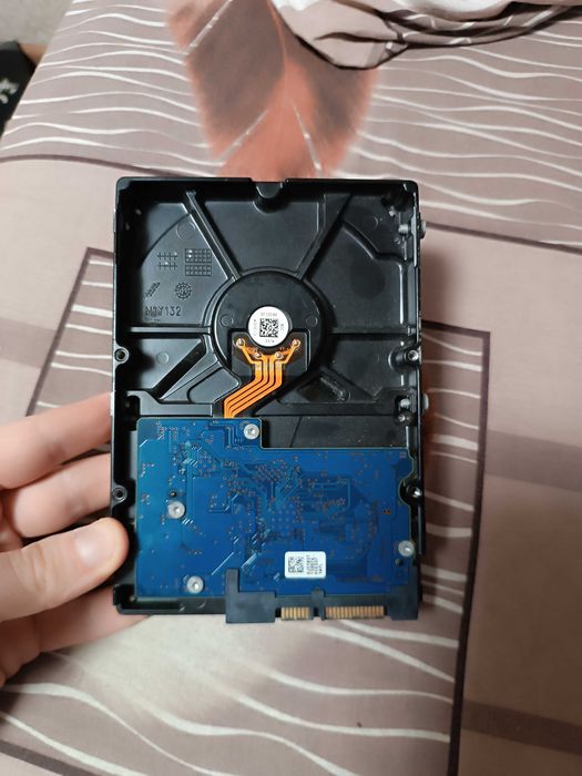 Досткий диск Toshiba на 500гб