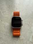 Apple Watch Ultra 49mm GPS + Cellular Titanium
