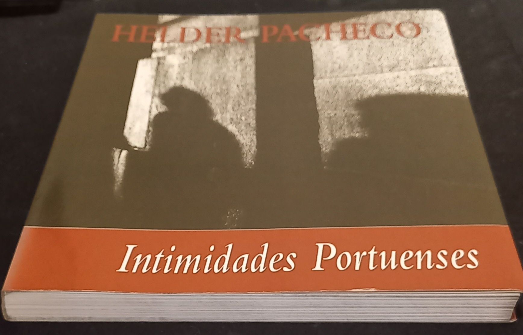 Livro "Intimidades Portuenses', Helder Pacheco. PORTES GRÁTIS.